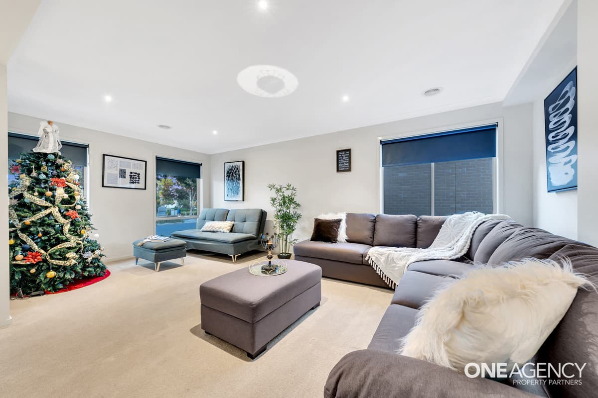 147 Featherbrook Drive, Point Cook, Point Cook - Thumbnail 6