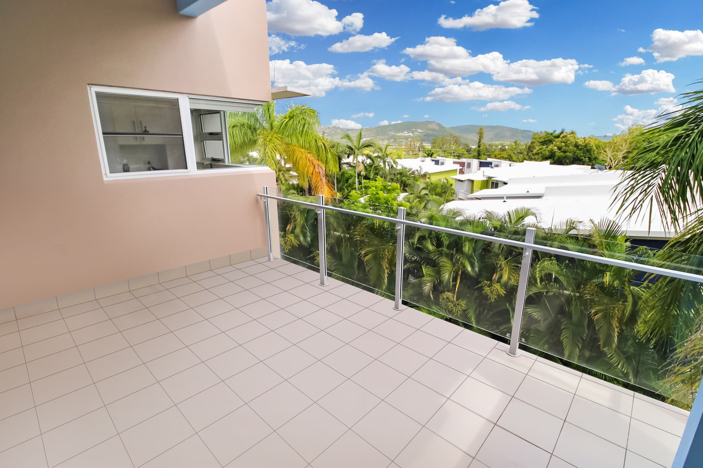 92&92a/65 Manooka Drive, Cannonvale, Cannonvale - Thumbnail 3
