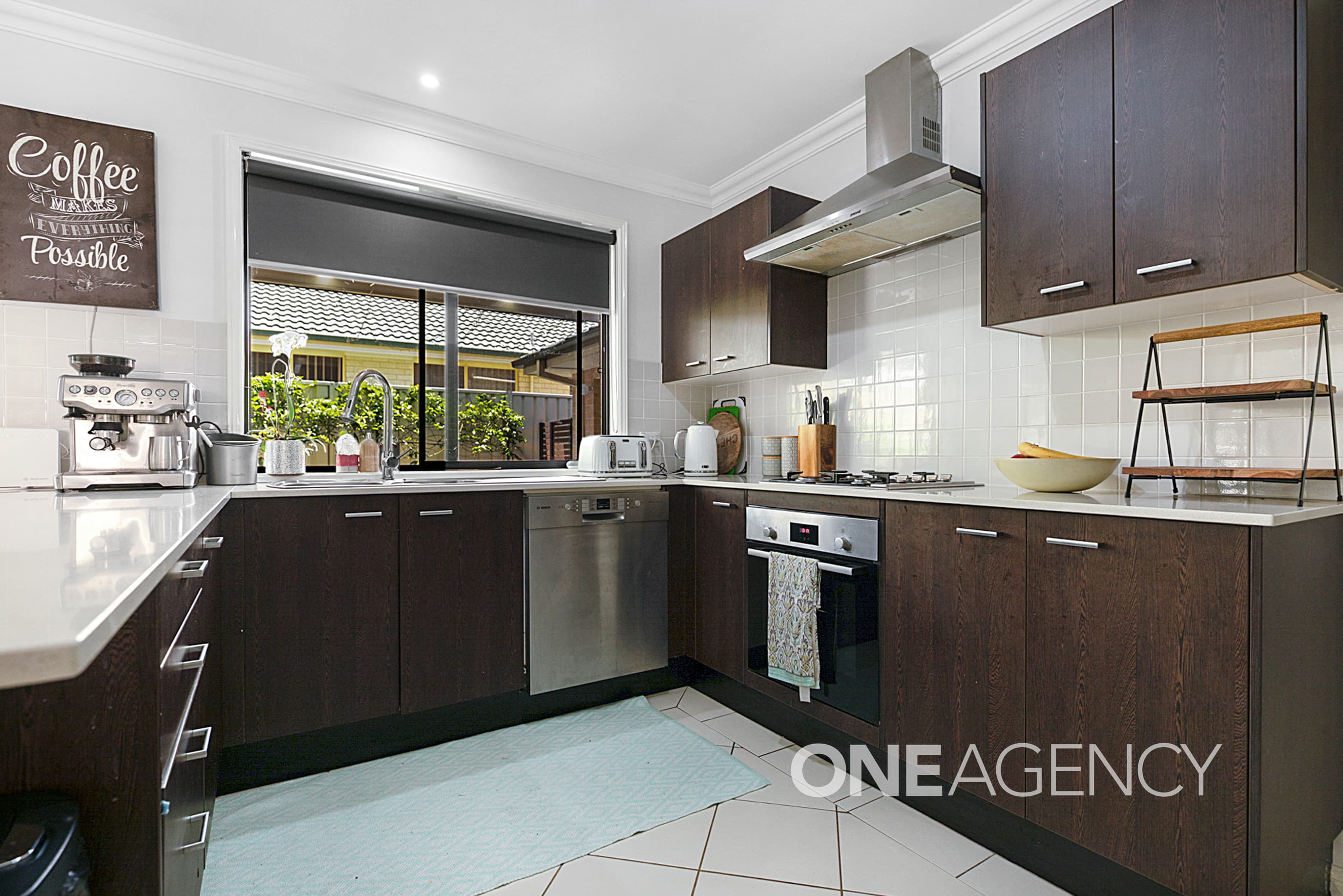 6 Carver Court, St Georges Basin, St Georges Basin - Thumbnail 2