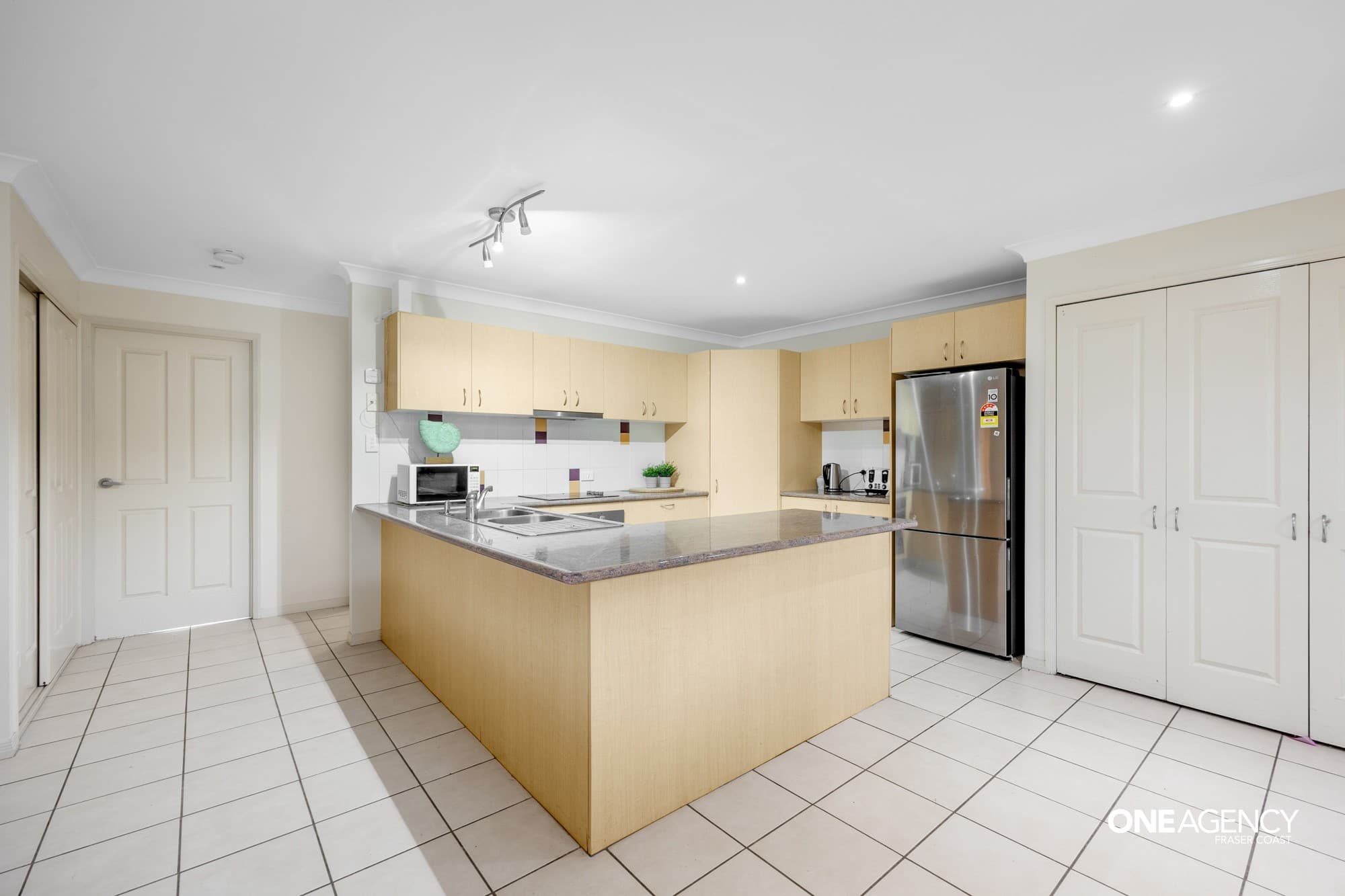 17 Kestrel Court, Eli Waters, Eli Waters - Thumbnail 8