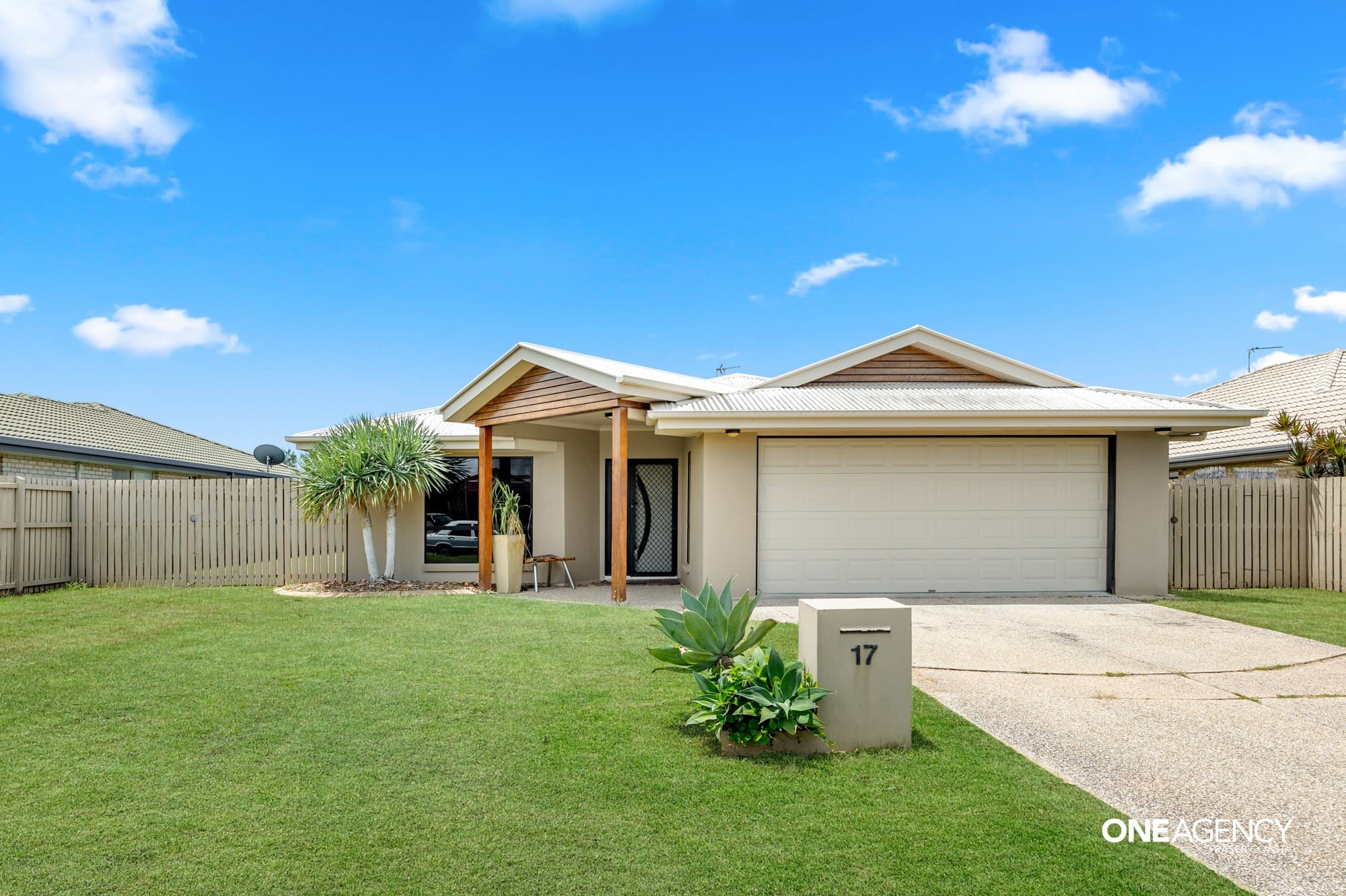 17 Kestrel Court, Eli Waters, Eli Waters - Image 1