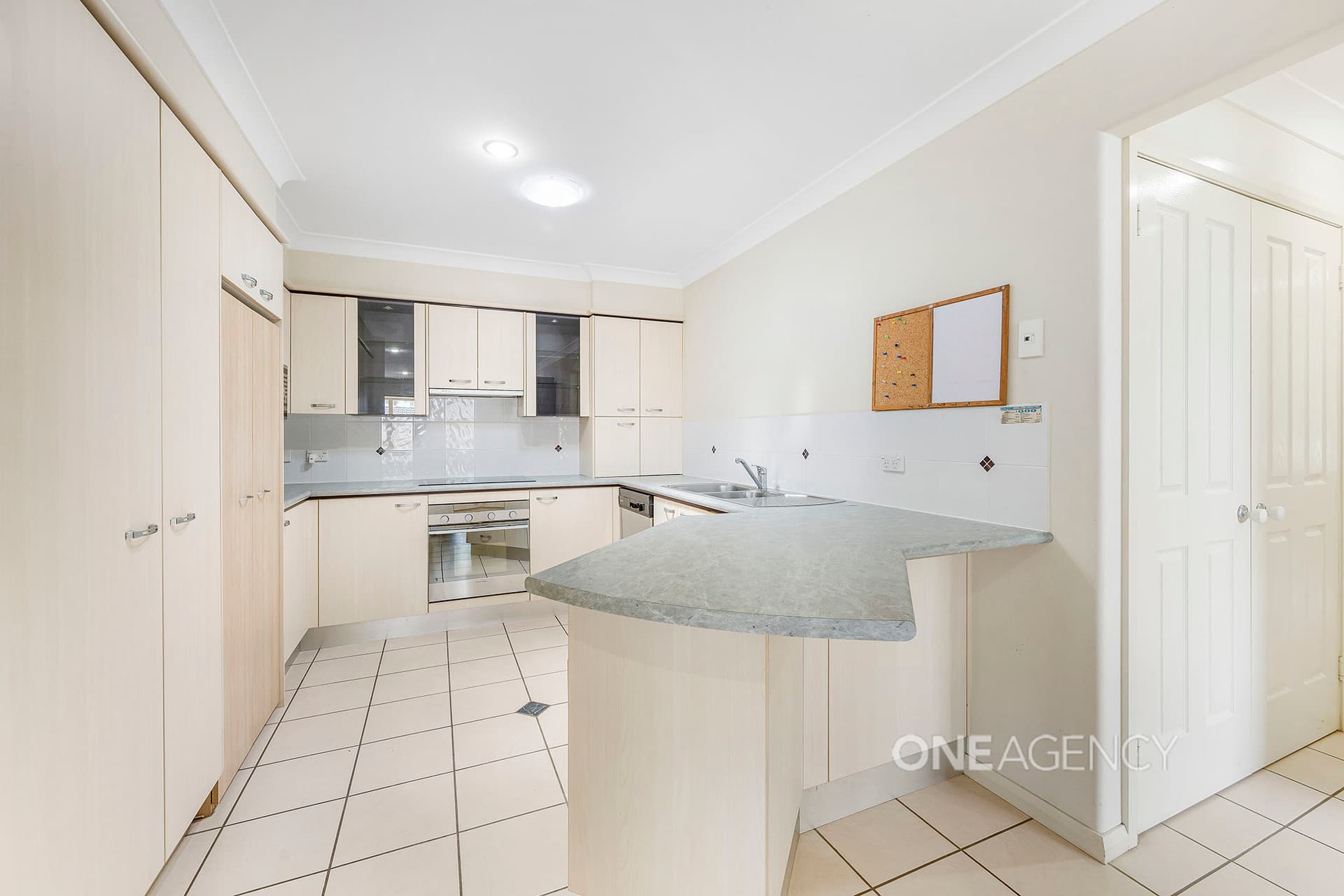 28 Mermaid Crescent, Port Macquarie, Port Macquarie - Thumbnail 3