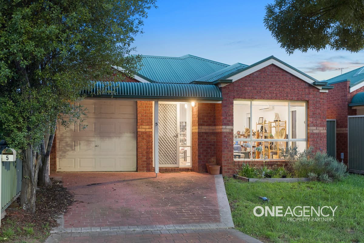 5 The Crescent, Point Cook, Point Cook - Image 1