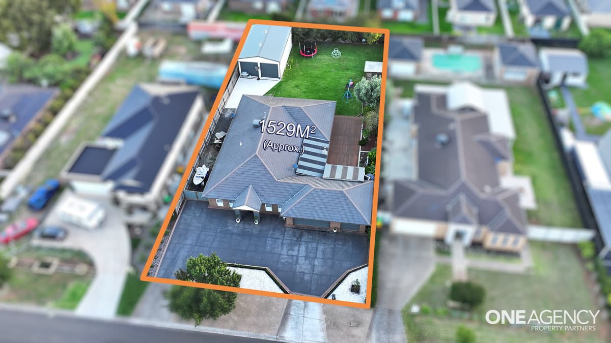 24 Runnymeade Lane, Brookfield, Brookfield - Thumbnail 2