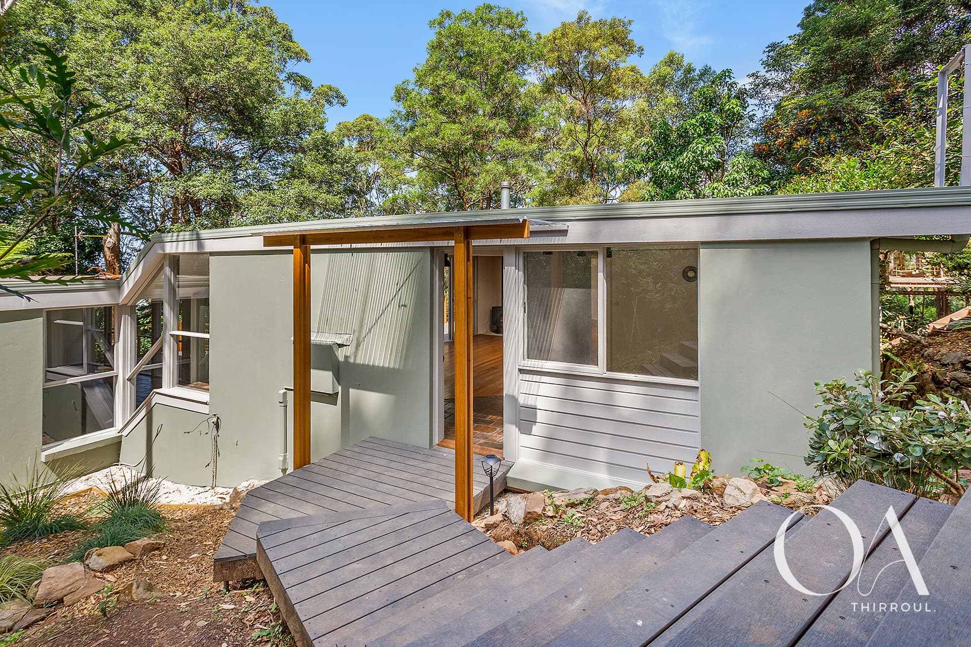 32 Armagh Parade, Thirroul, Thirroul - Thumbnail 2