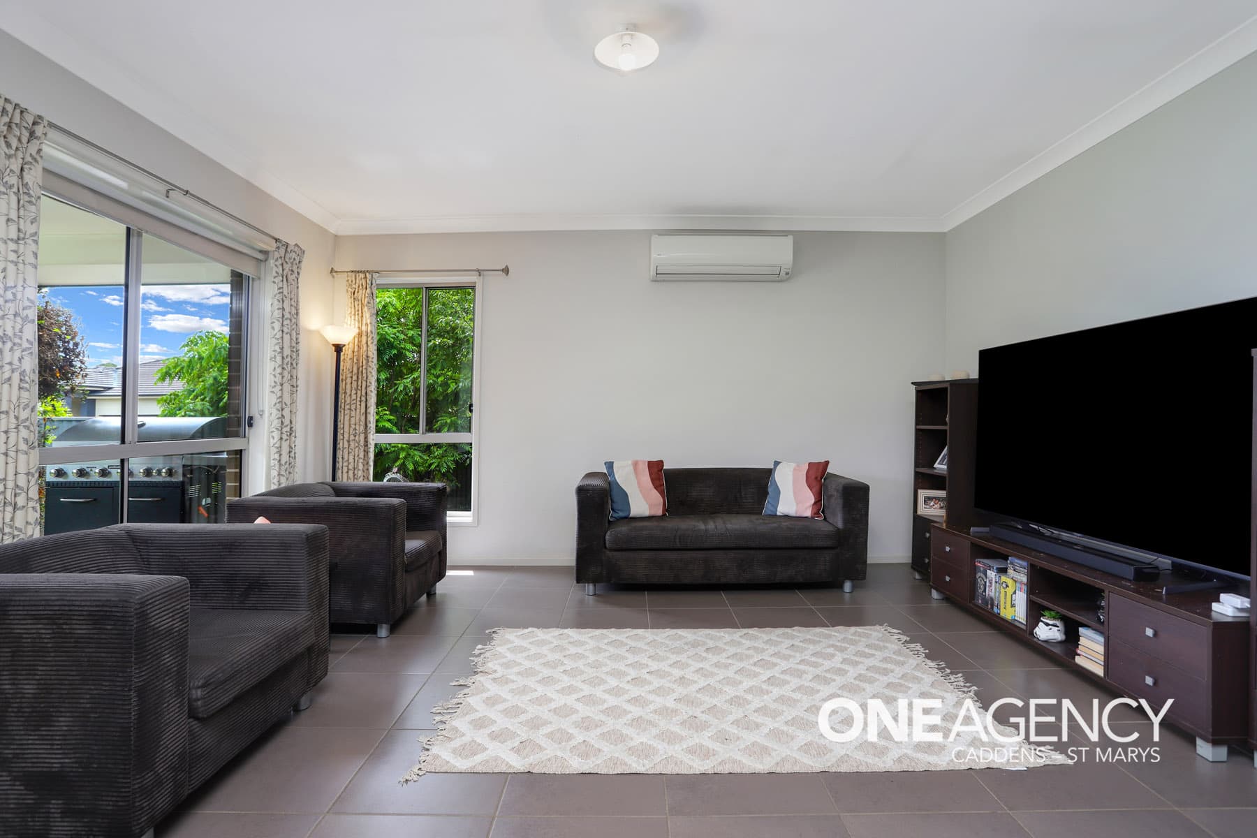 2 White Cedar Avenue, Claremont Meadows, Claremont Meadows - Thumbnail 4