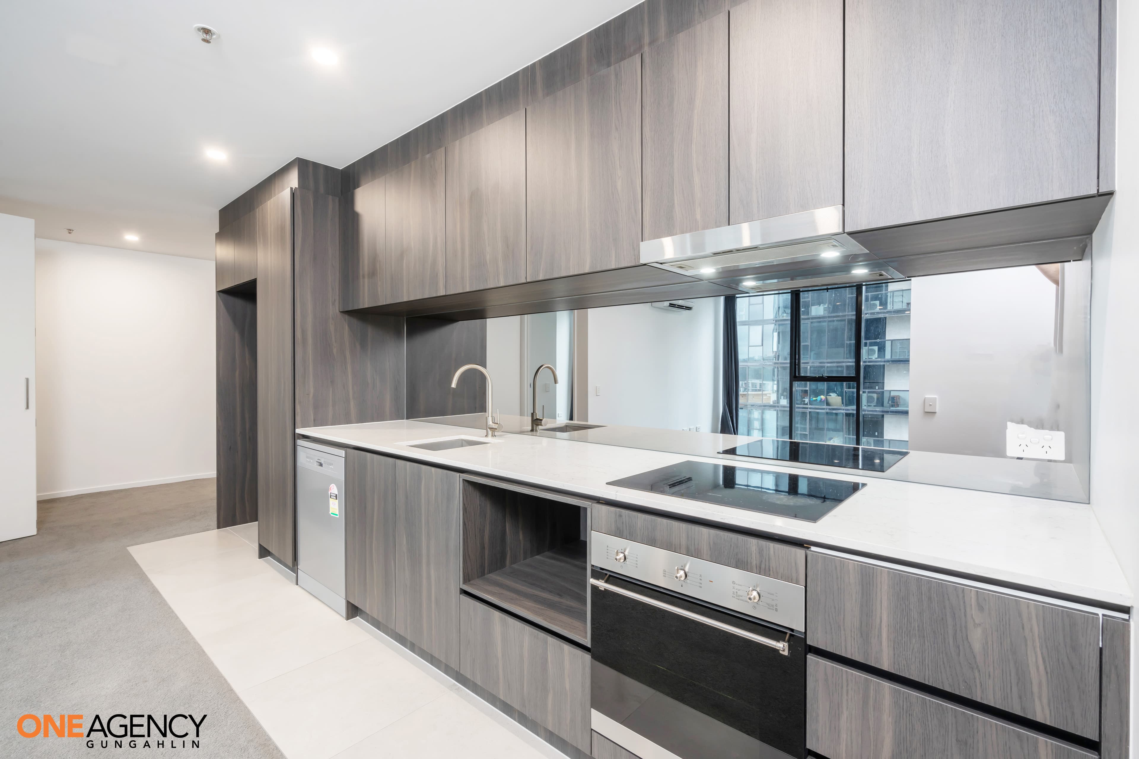 906/1 Grazier Lane, Belconnen, Belconnen - Thumbnail 5