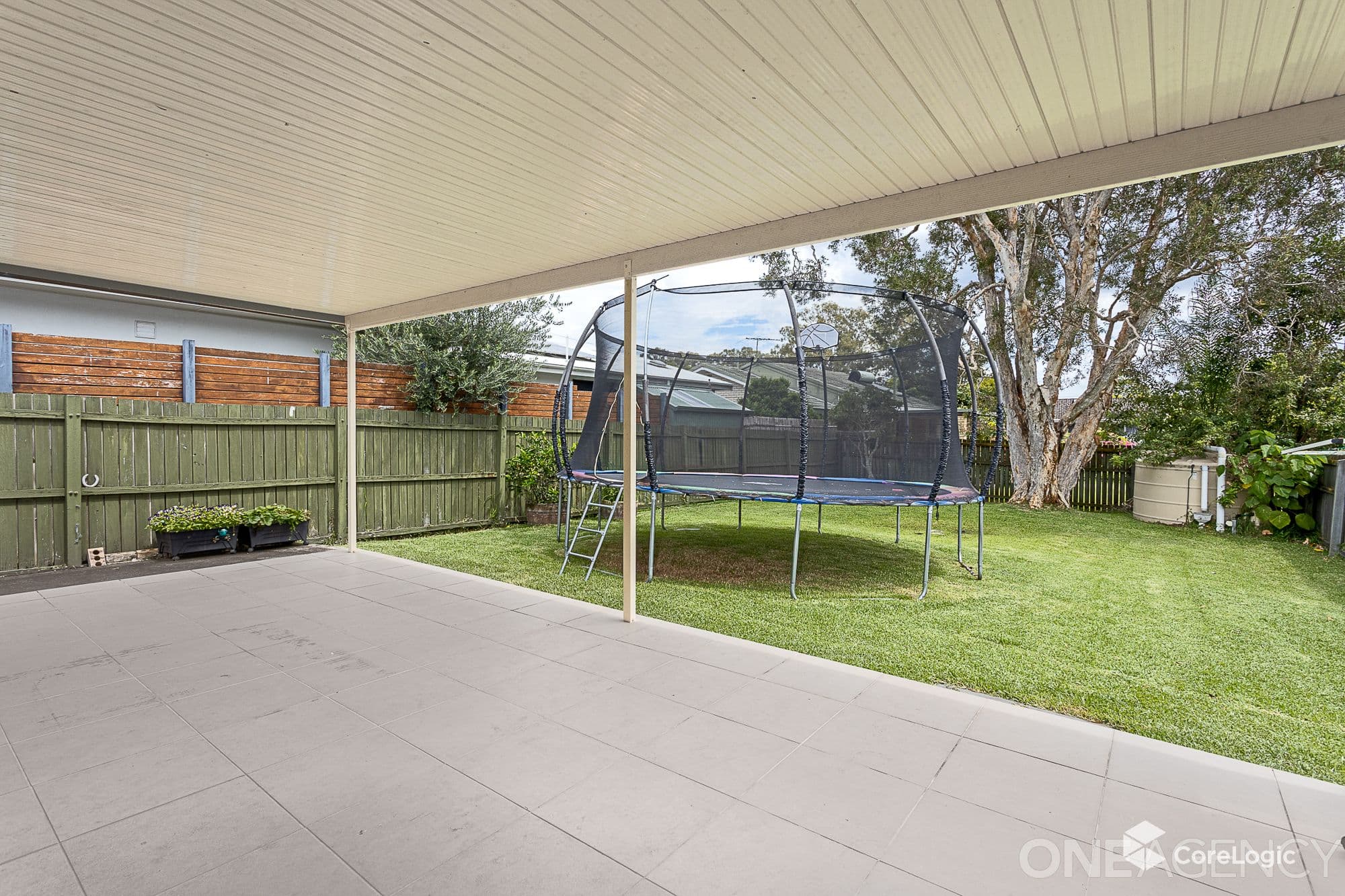1 Brennan Road, Scarborough, Scarborough - Thumbnail 3