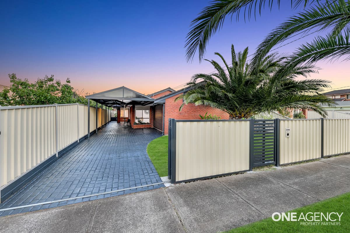 6 Birkett Court, Altona Meadows, Altona Meadows - Thumbnail 2