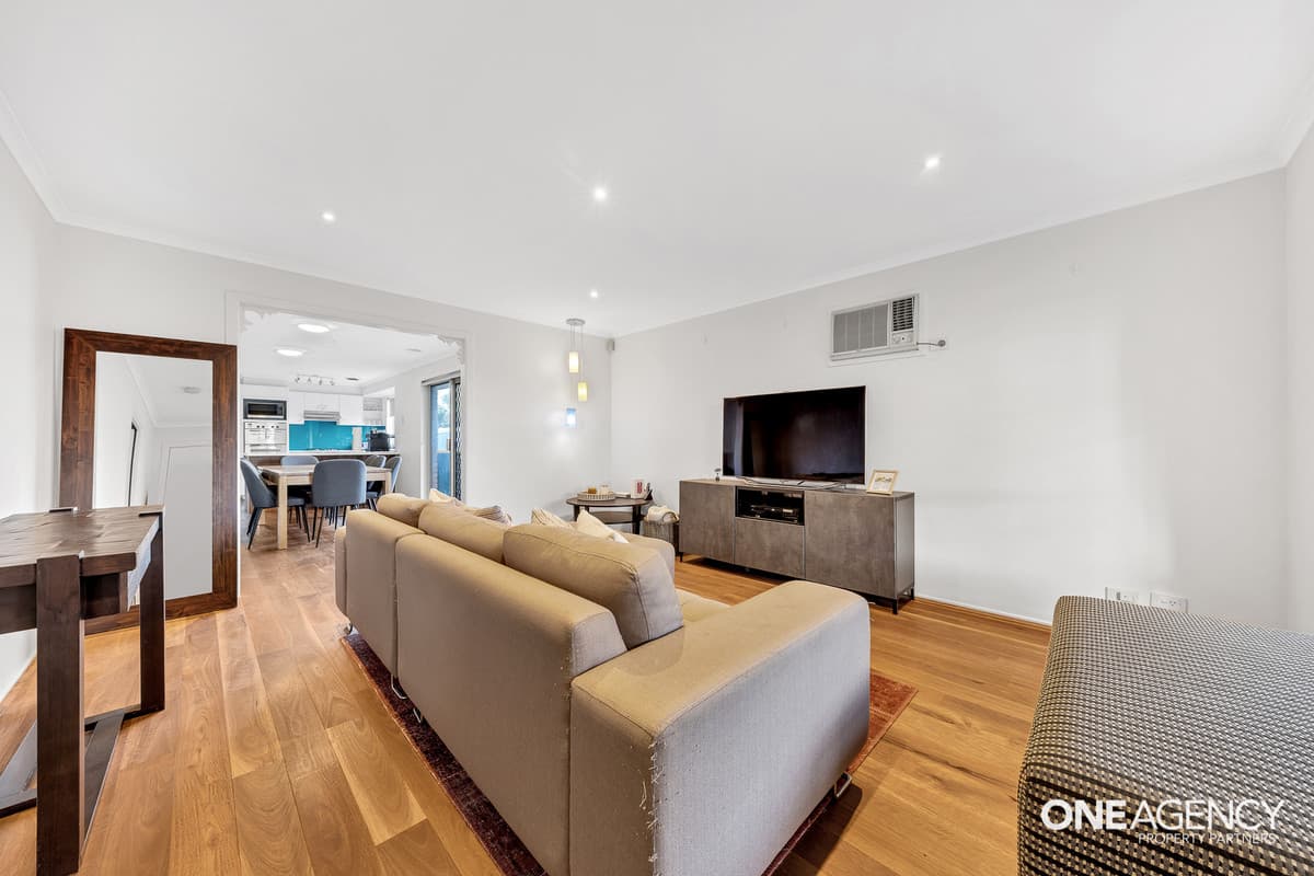6 Wenlock Avenue, Altona Meadows, Altona Meadows - Thumbnail 4
