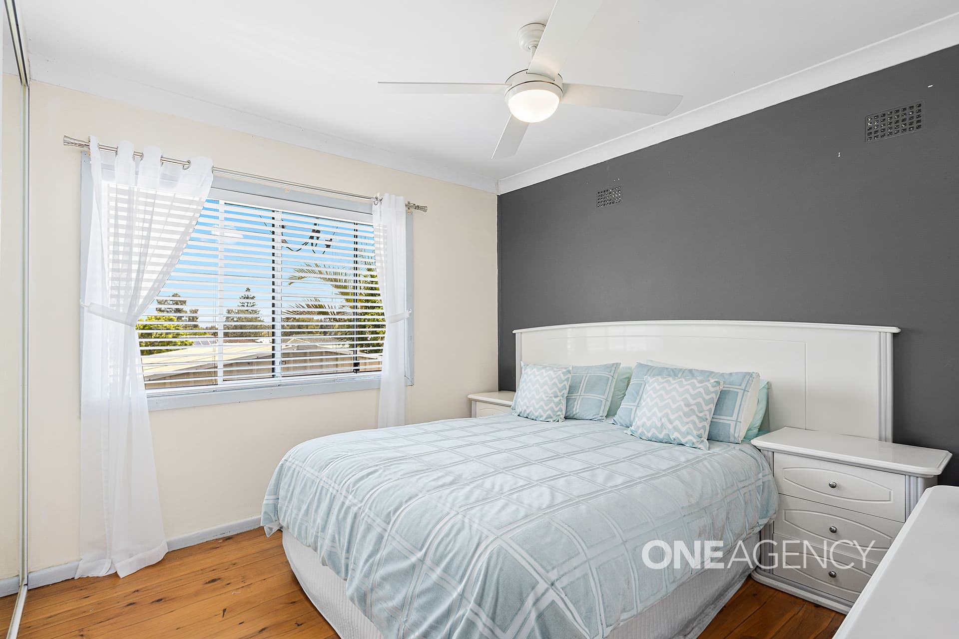 558 Northcliffe Drive, Berkeley, Berkeley - Thumbnail 4