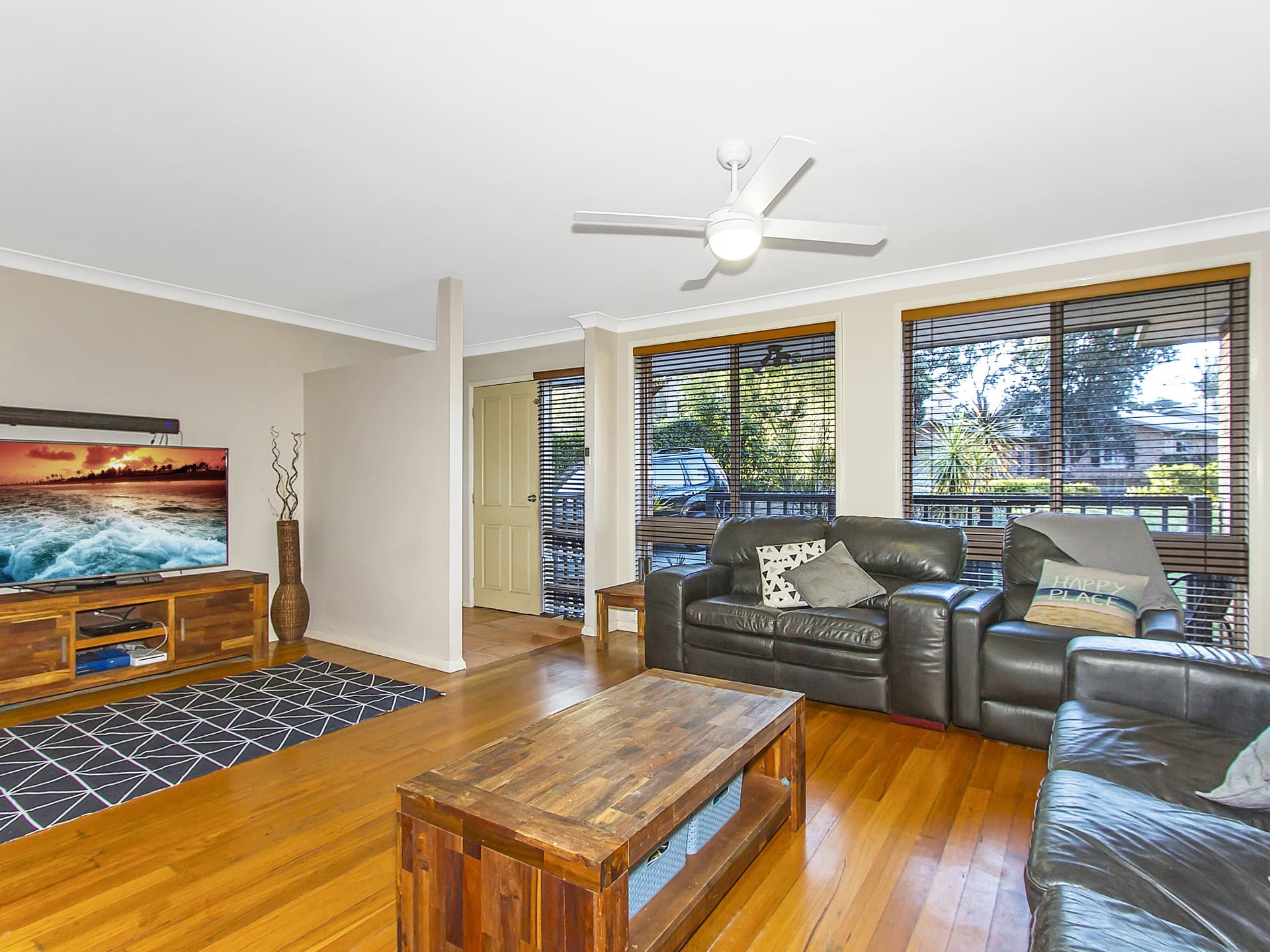 9 Eagle Close, Lisarow, Lisarow - Thumbnail 2