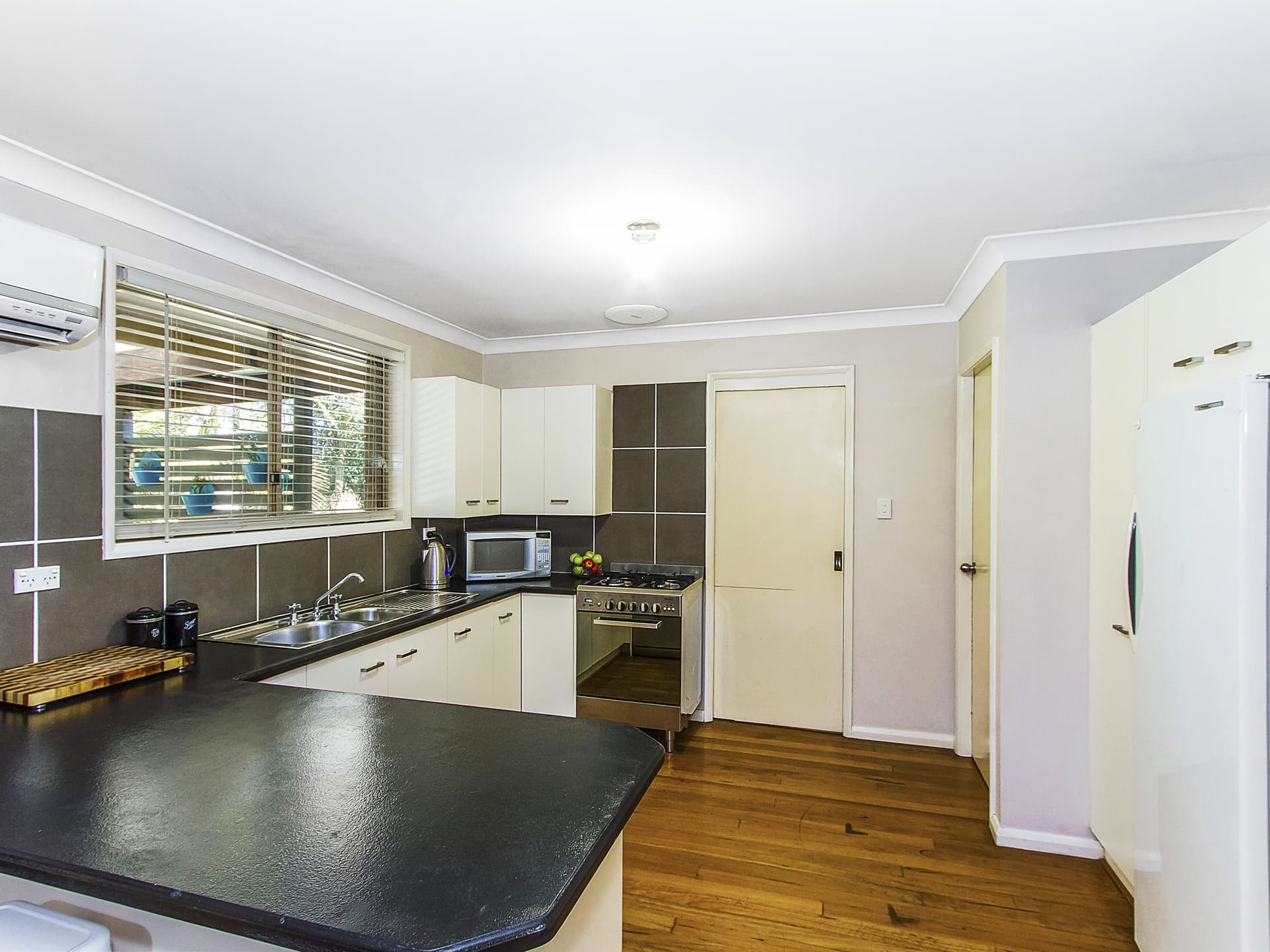 9 Eagle Close, Lisarow, Lisarow - Thumbnail 6