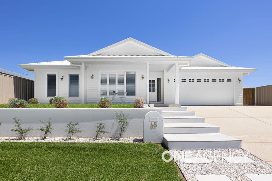45 JUMBUCK Drive, Gobbagombalin, Gobbagombalin - Image 1