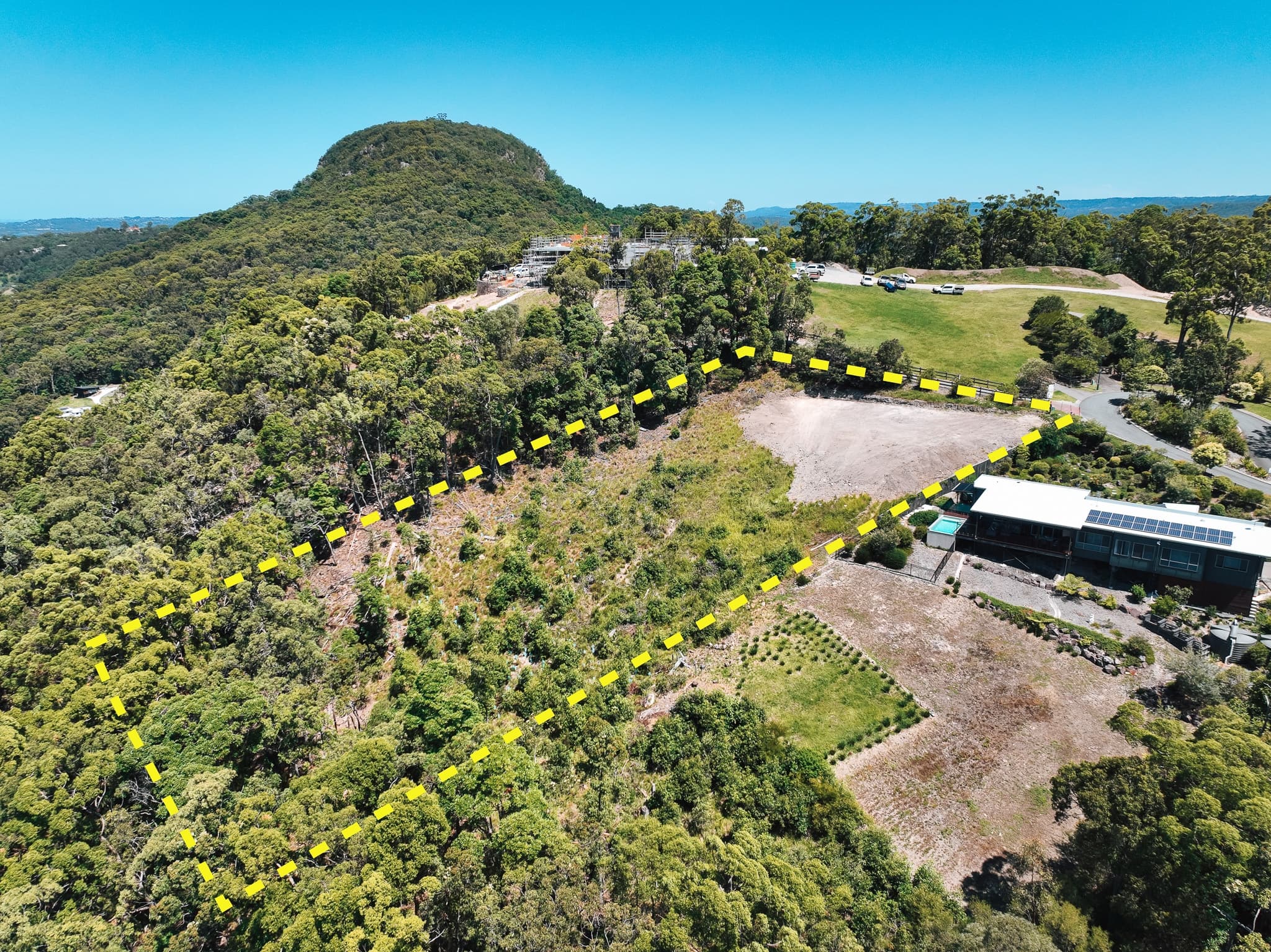 33 Wedgetail Court, Valdora, Valdora - Thumbnail 2