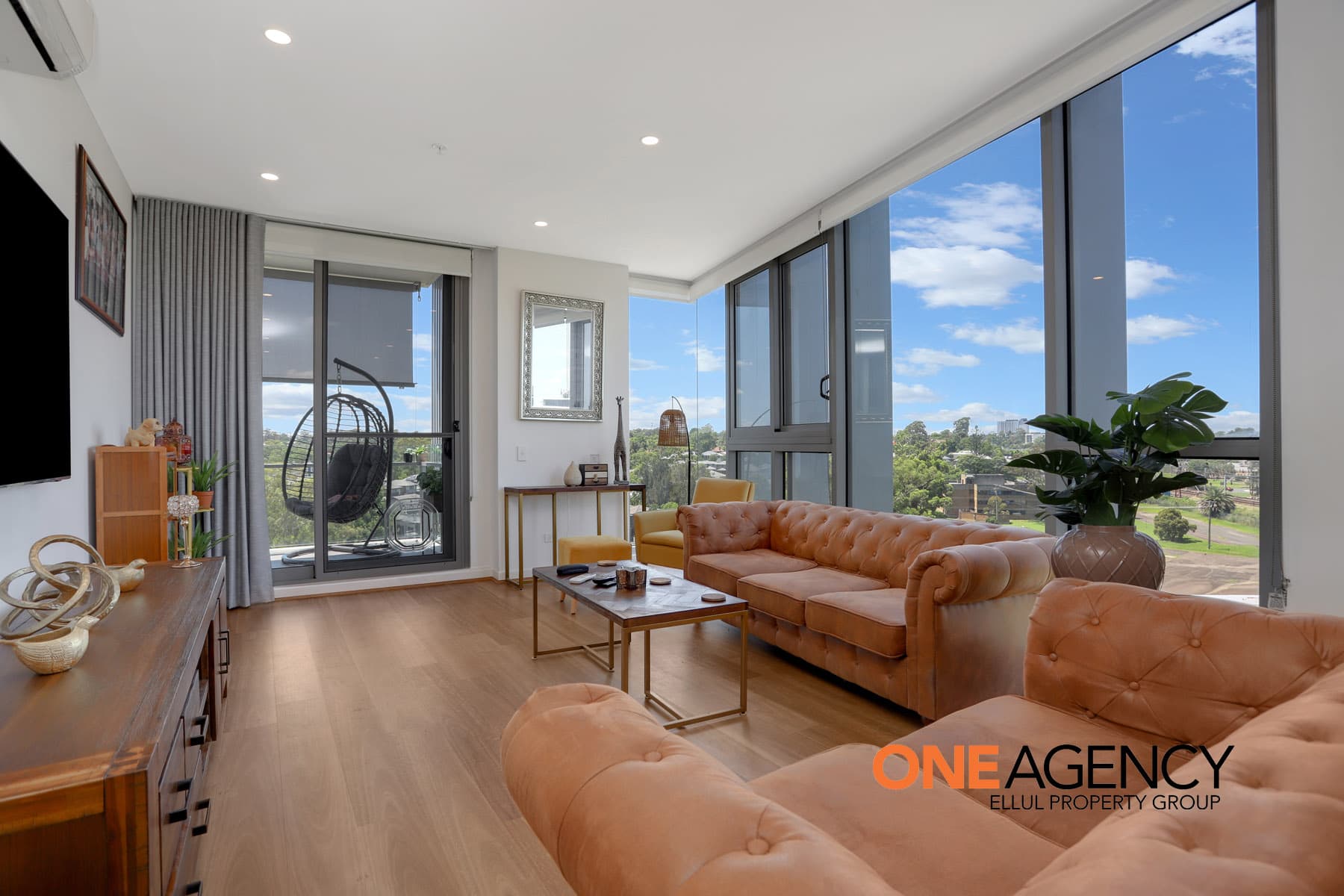 807/10 Aviators Way, Penrith, Penrith - Image 1