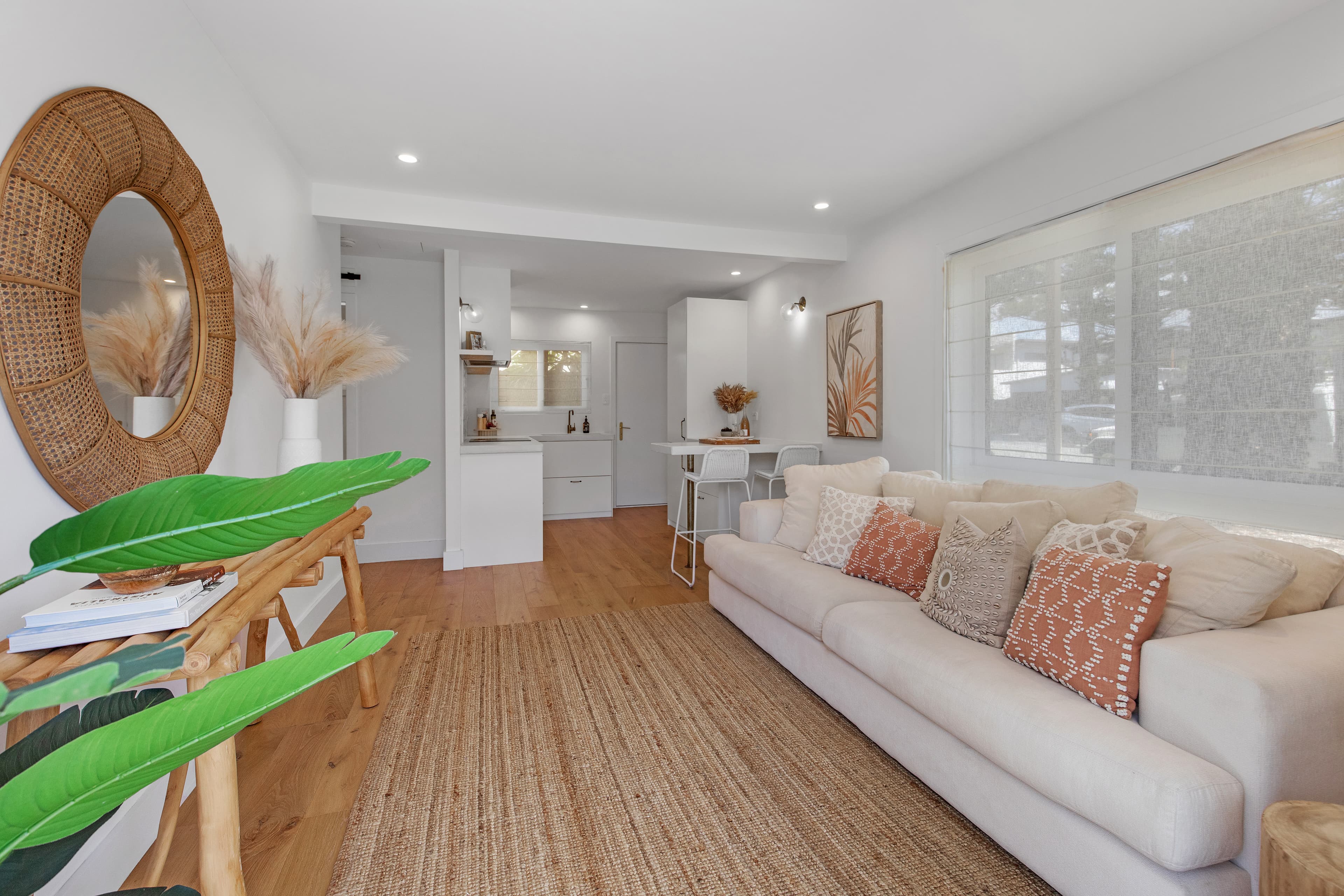 1/22 Alfred Street, Mermaid Beach, Mermaid Beach - Image 1