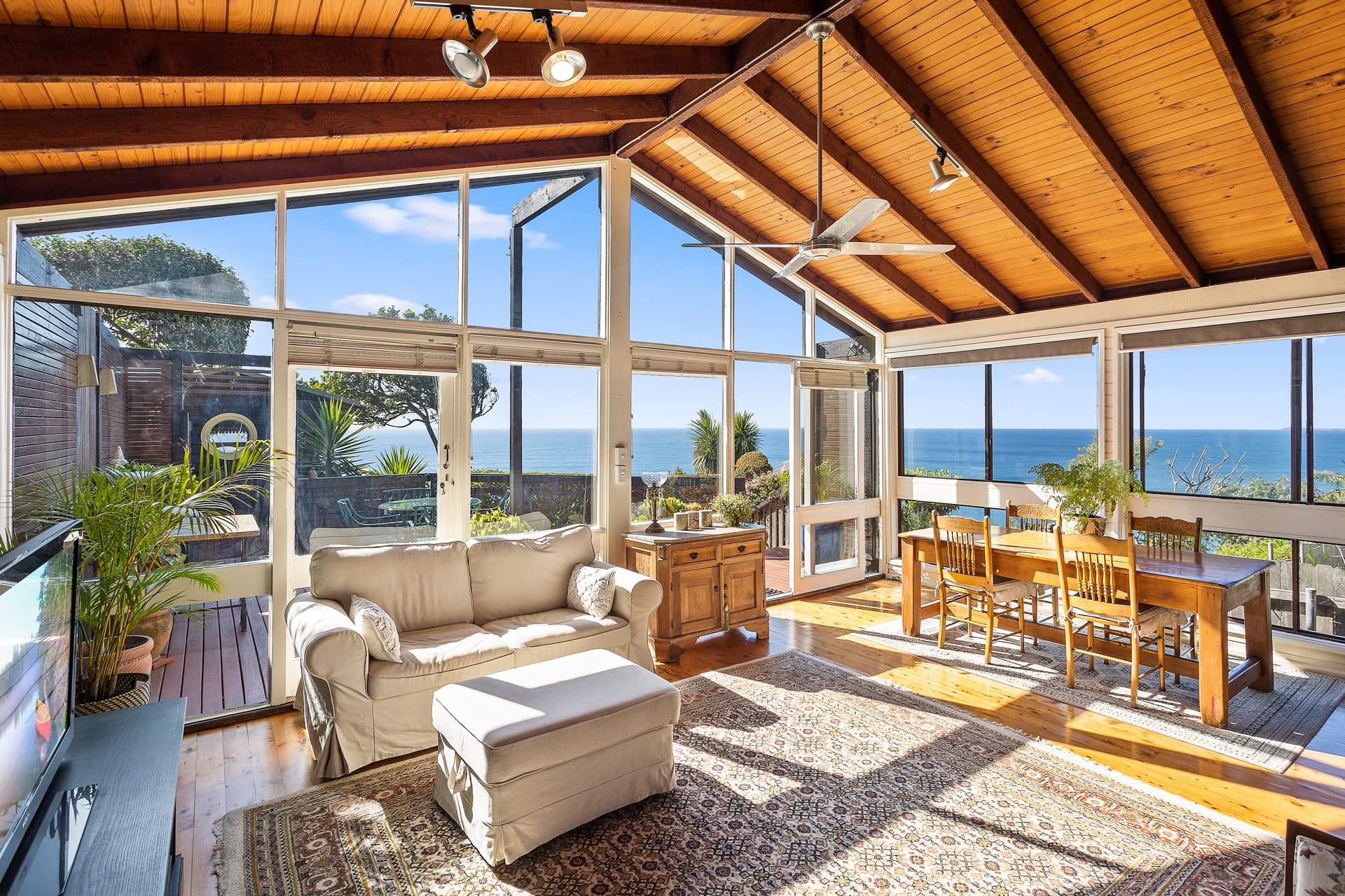 391 Lawrence Hargrave Drive, Scarborough, Scarborough - Thumbnail 2