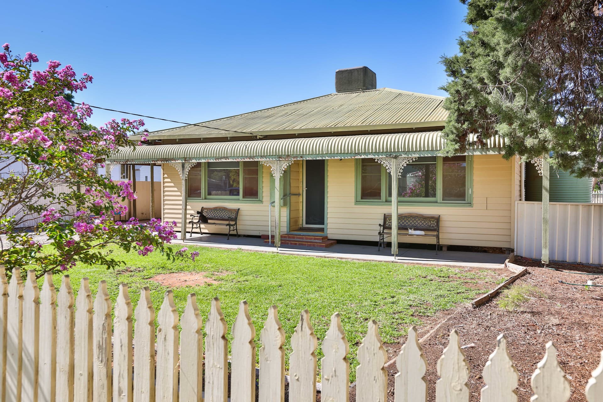 4 Parke Street, Robinvale, Robinvale - Image 1