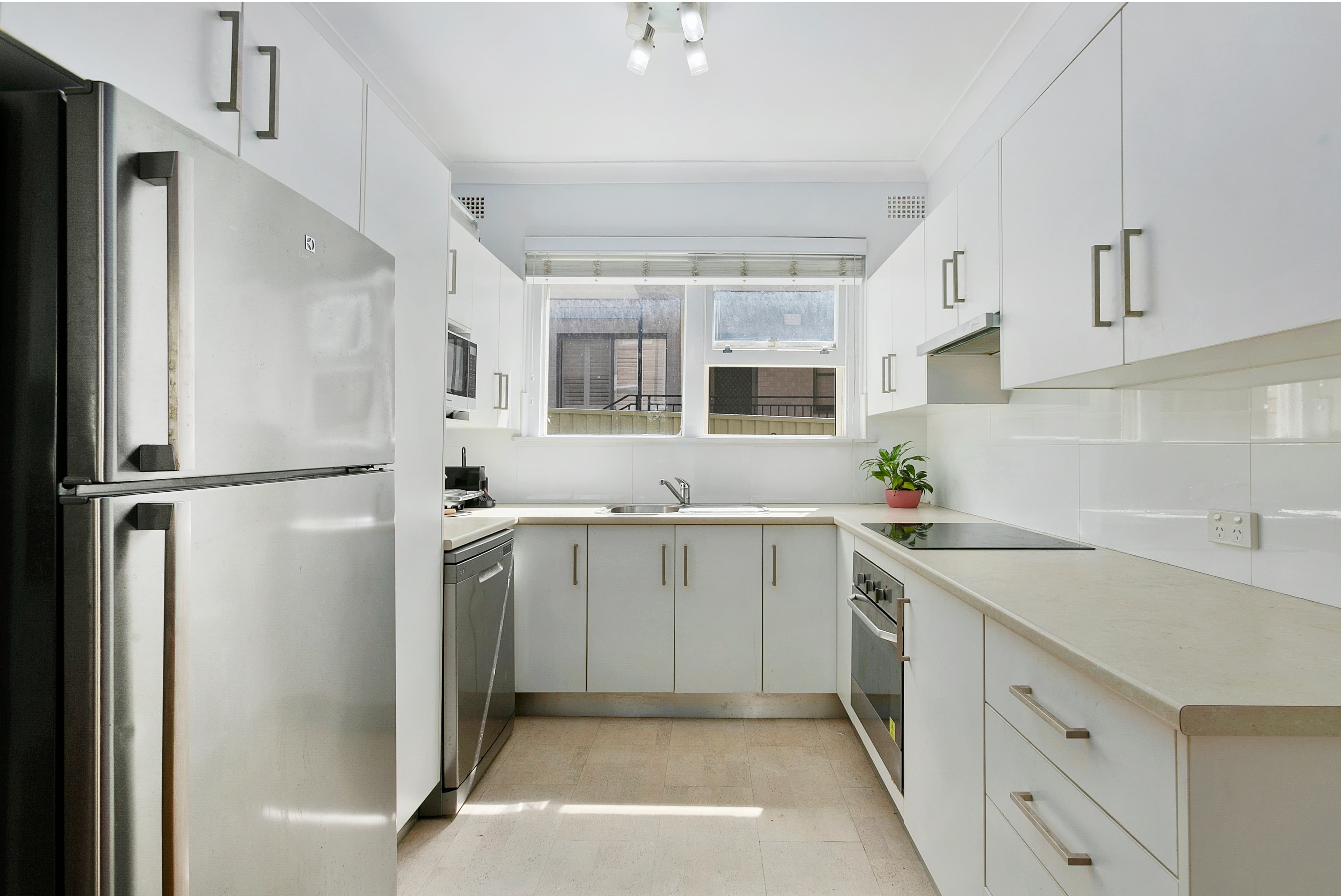 1/23 Hill Street, Woolooware, Woolooware - Thumbnail 3
