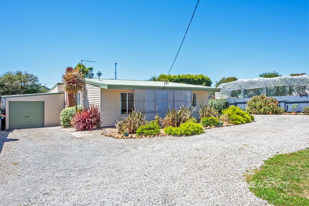505 Mengha Road, Forest, Forest - Image 1