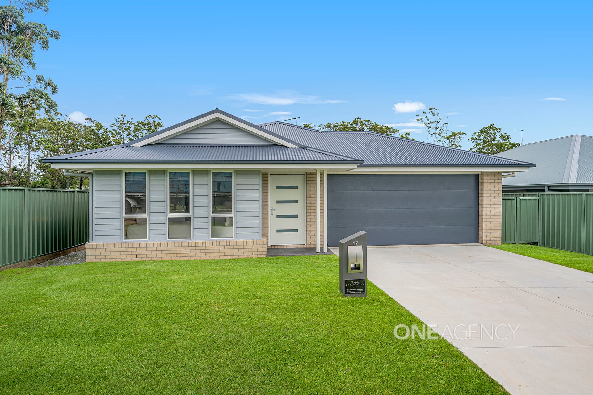 17 Spotted Gum Boulevard, Wauchope, Wauchope - Image 1