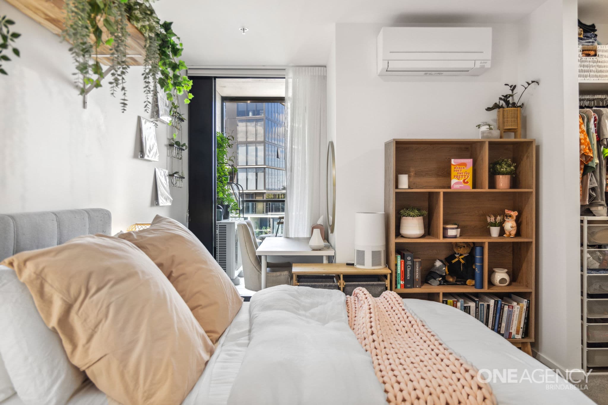 1204/1 Grazier Lane, Belconnen, Belconnen - Thumbnail 5