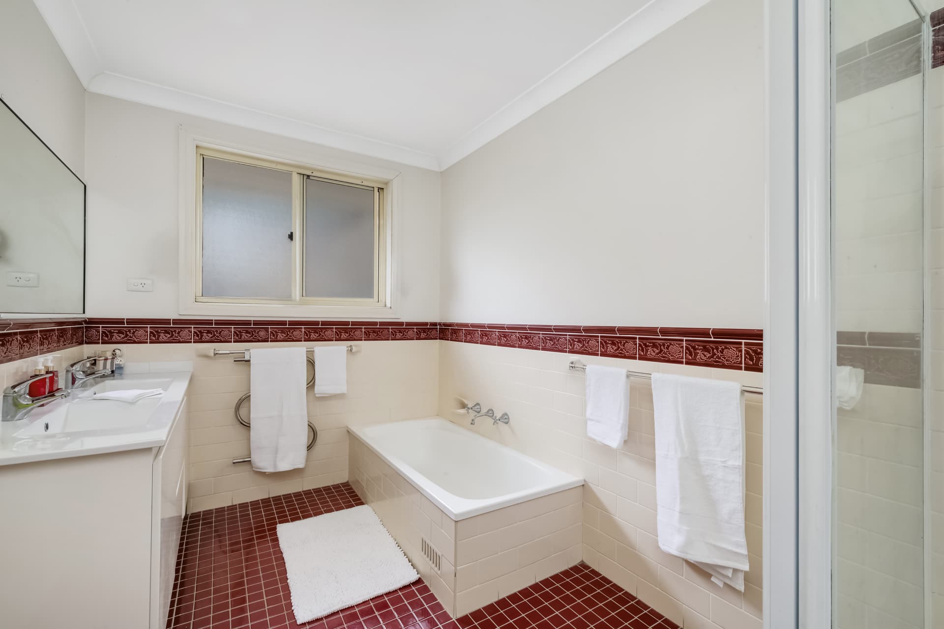9/2 Shoalhaven Drive, Woy Woy, Woy Woy - Thumbnail 5