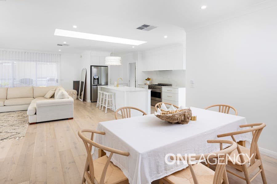 15 BENNELONG Crescent, Lloyd, Lloyd - Thumbnail 3