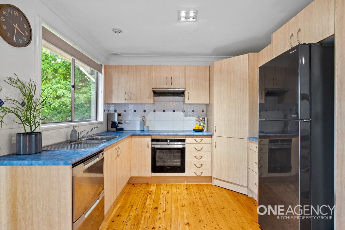 22 Meeks Crescent, Faulconbridge, Faulconbridge - Thumbnail 6