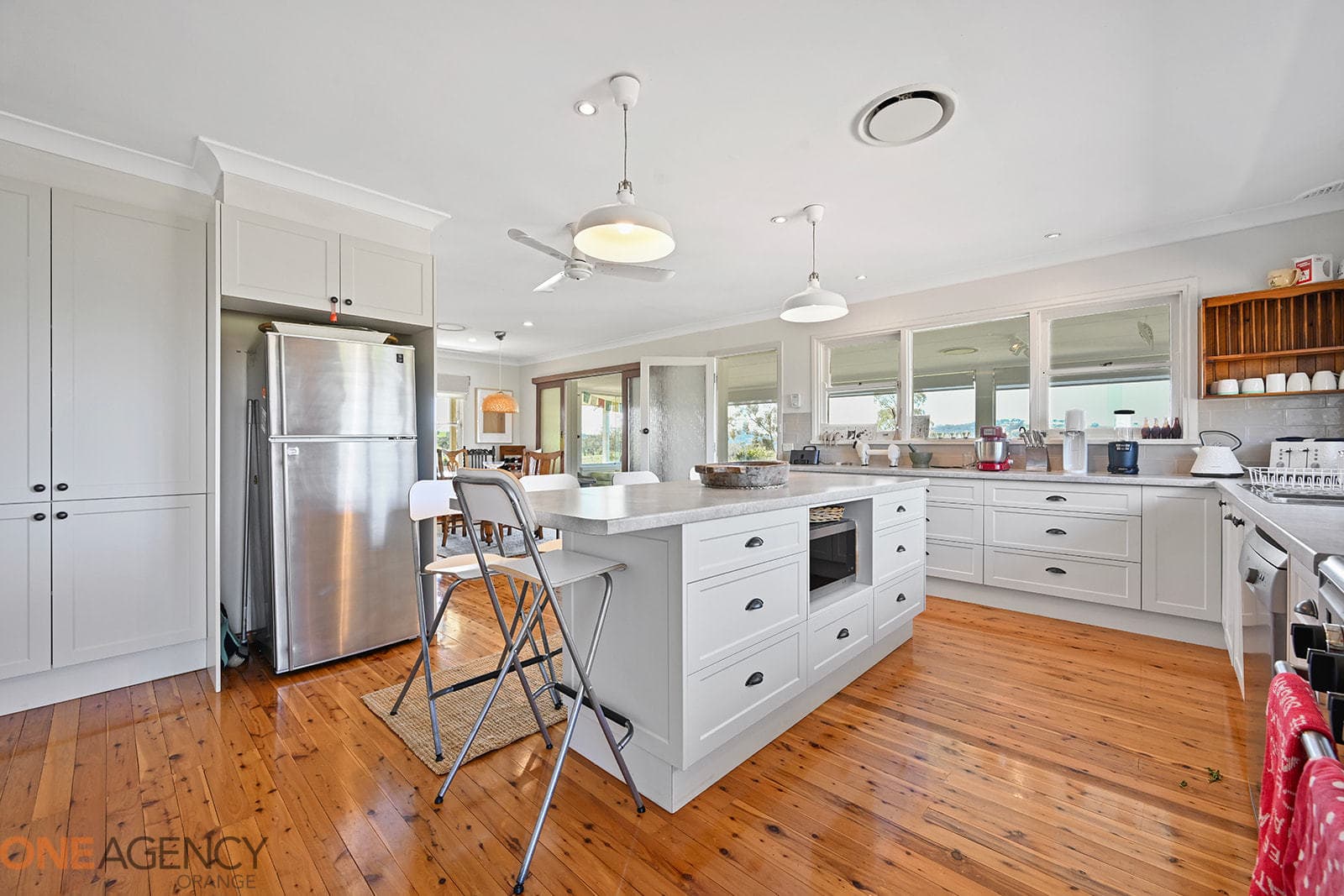 1630 Icely Road, Orange, Orange - Thumbnail 3