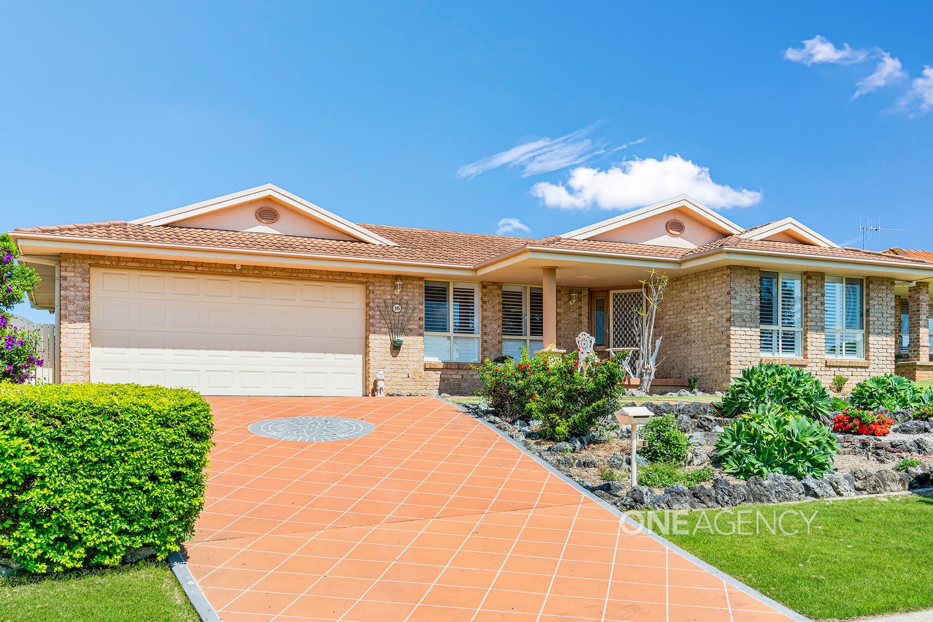 16 Bounty Avenue, Lake Cathie, Lake Cathie - Image 1