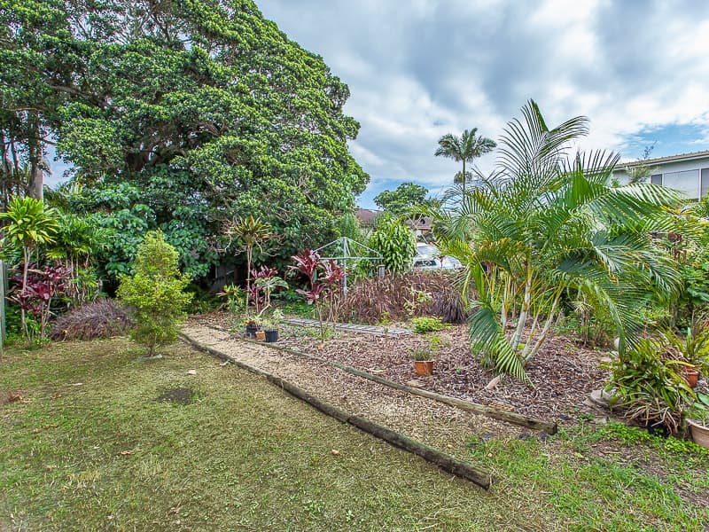 113 Oxley Avenue, Woody Point, Woody Point - Thumbnail 4