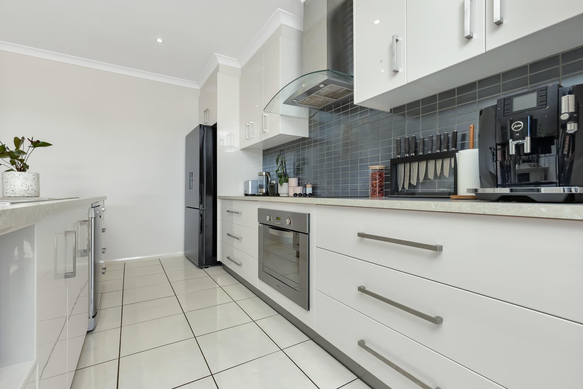 556 Ontario Avenue, Mildura, Mildura - Thumbnail 8