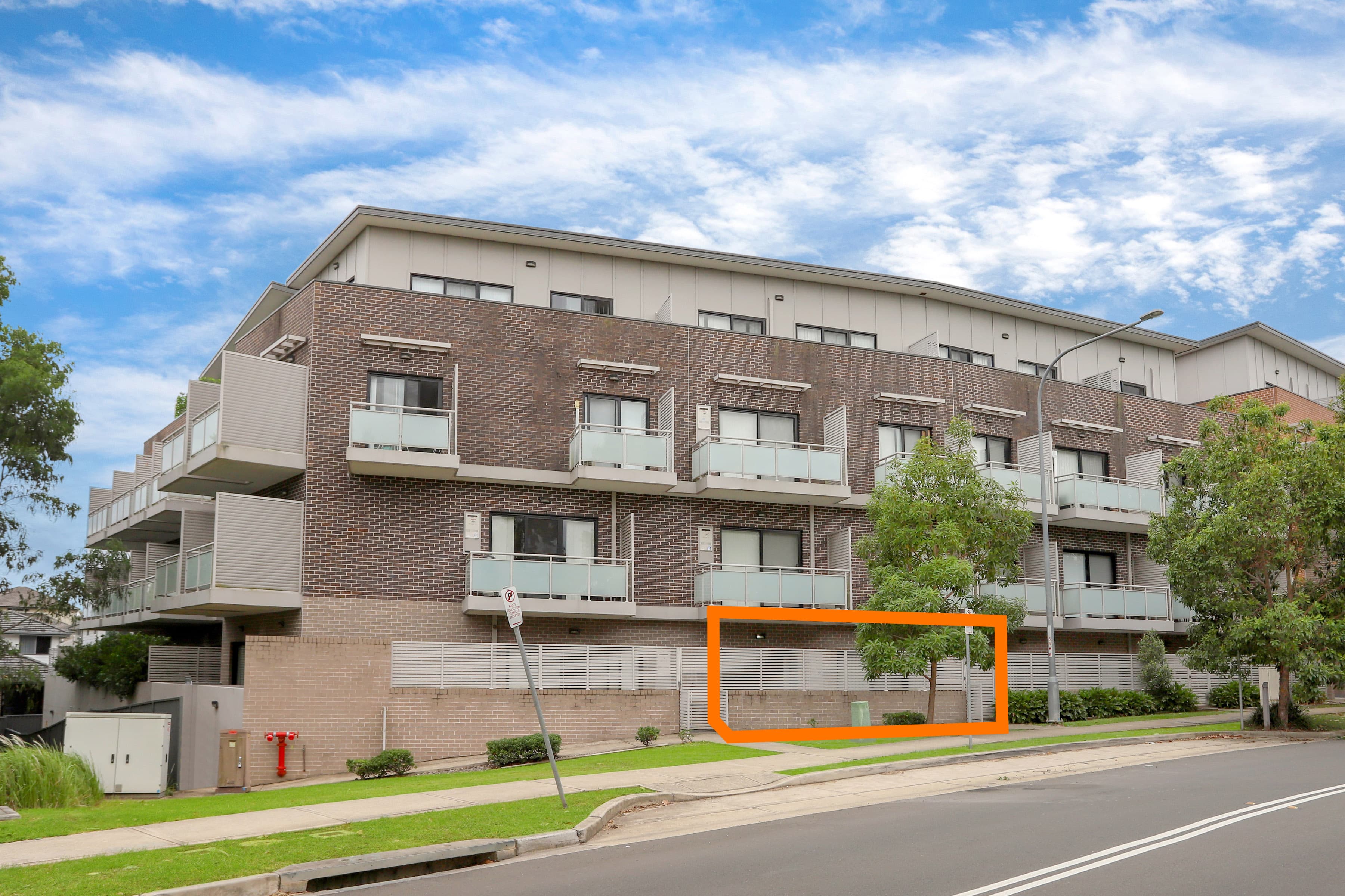 9/2 Glenmore Ridge Drive, Glenmore Park, Glenmore Park - Image 1