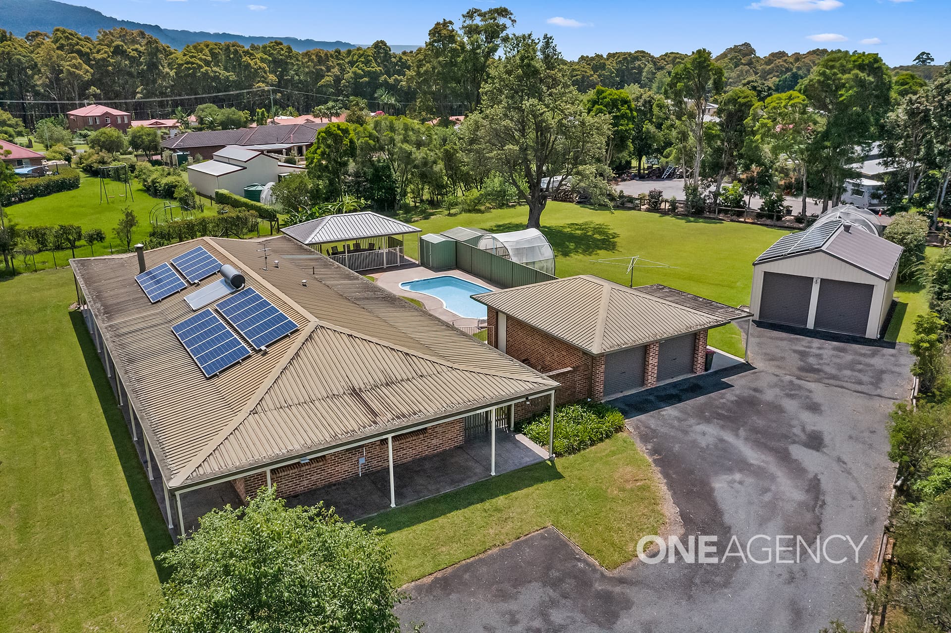 16 Tartarian Crescent, Bomaderry, Bomaderry - Image 1