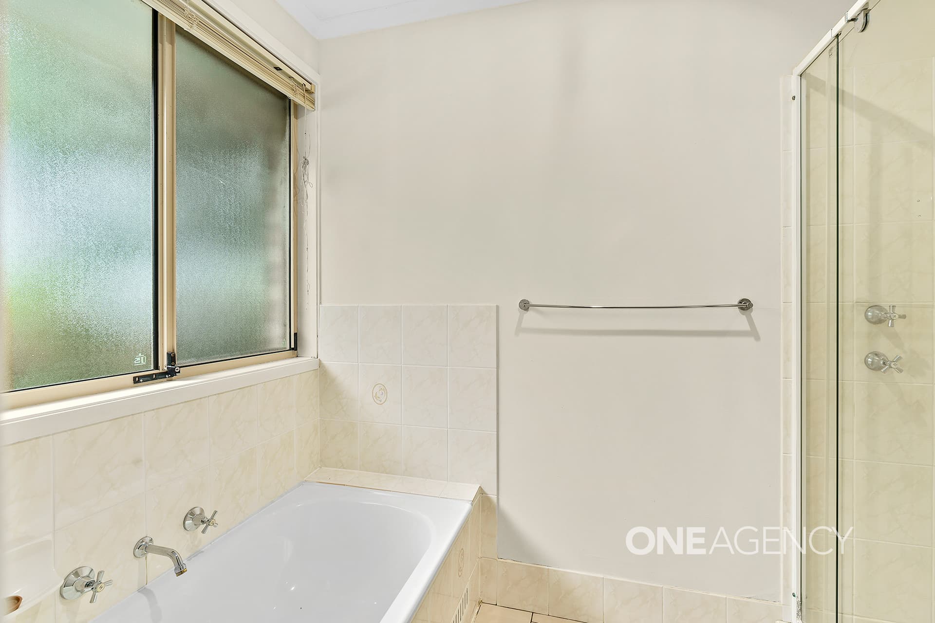 17 Riverside Esplanade, Basin View, Basin View - Thumbnail 8