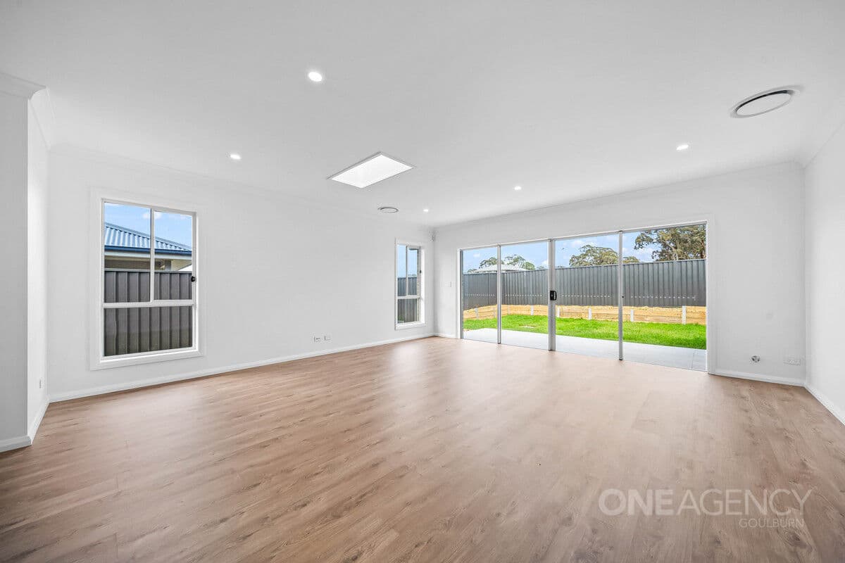 29 Bonneville Boulevard, Goulburn, Goulburn - Thumbnail 4