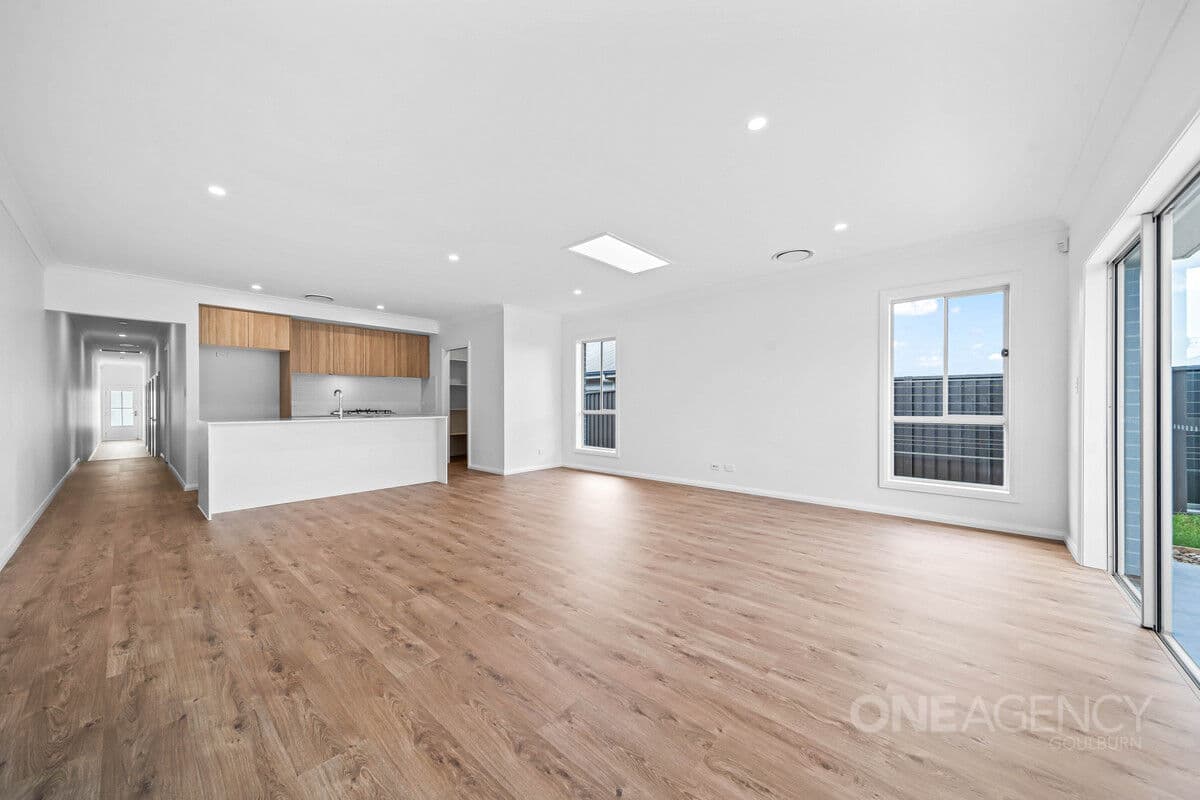 29 Bonneville Boulevard, Goulburn, Goulburn - Thumbnail 5