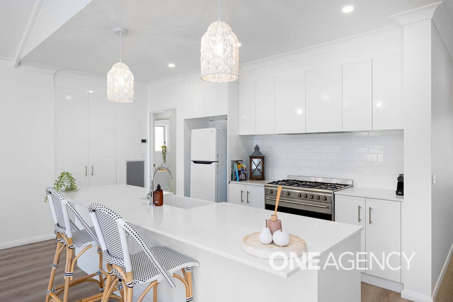 12 BONDI Crescent, Gobbagombalin, Gobbagombalin - Thumbnail 4