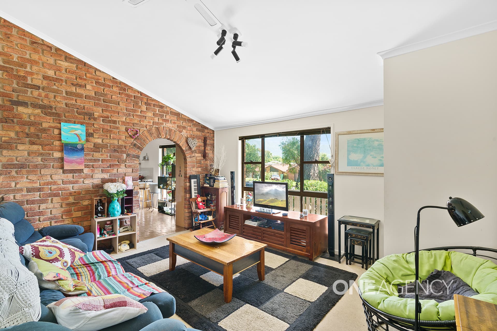 24 Yeovil Drive, Bomaderry, Bomaderry - Thumbnail 3
