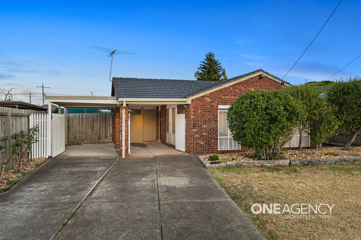 12 Mark Court, Seabrook, Seabrook - Image 1