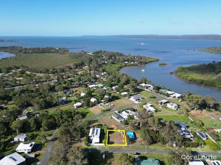 7 Cressy Street, Macleay Island, Macleay Island - Thumbnail 2