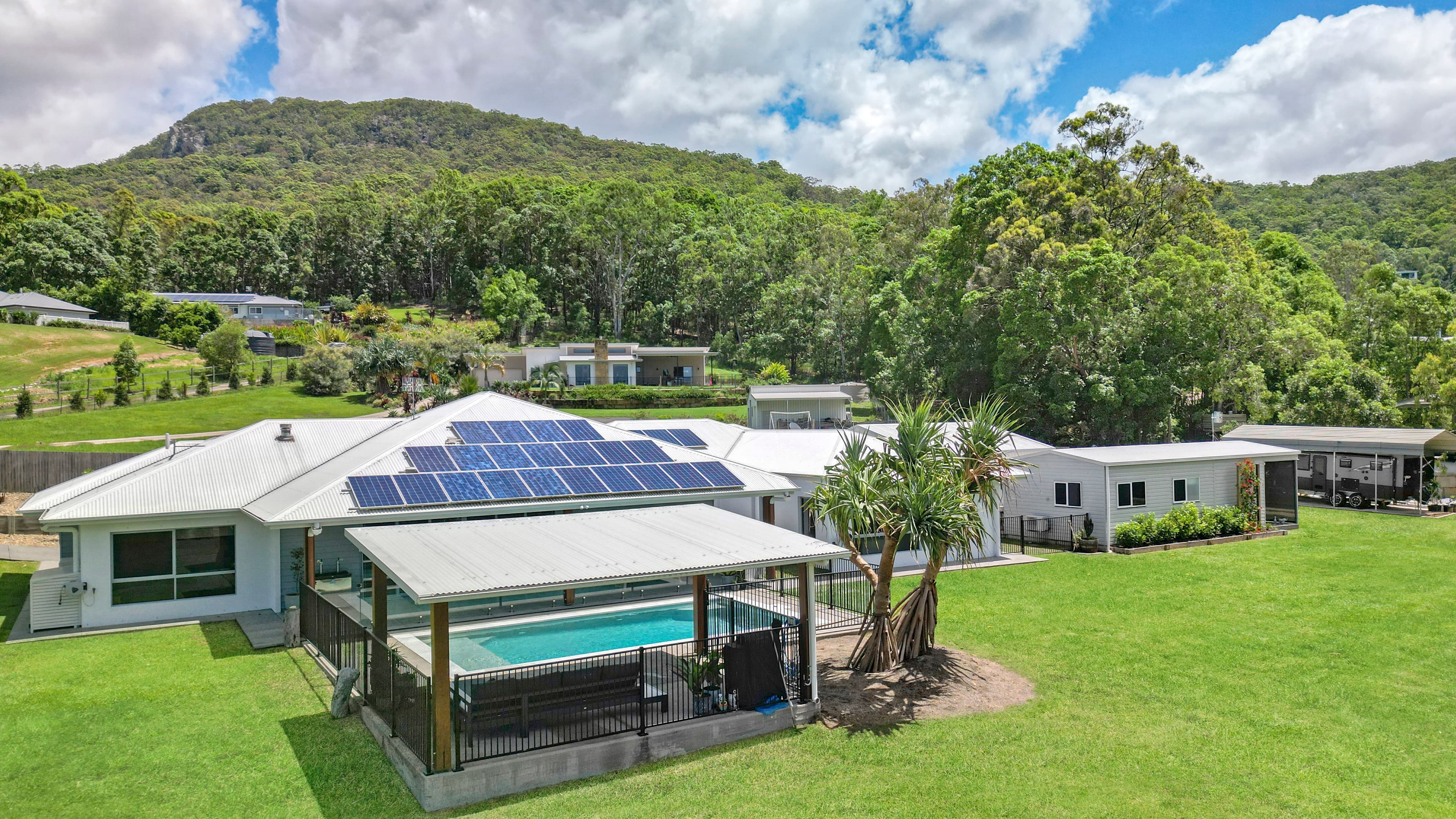 12 Botanica Place, Valdora, Valdora - Image 1