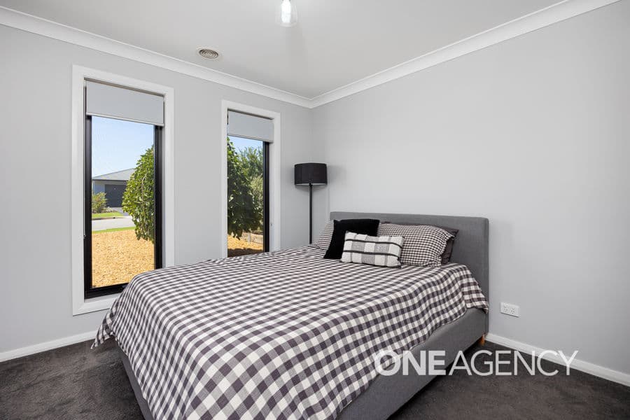 7 LOVELL Place, Lloyd, Lloyd - Thumbnail 3