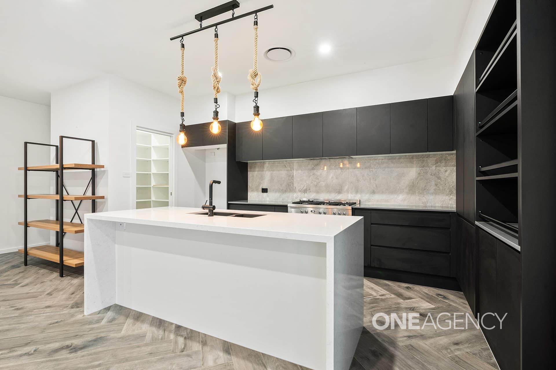 10 Invermay Avenue, Tomerong, Tomerong - Thumbnail 2