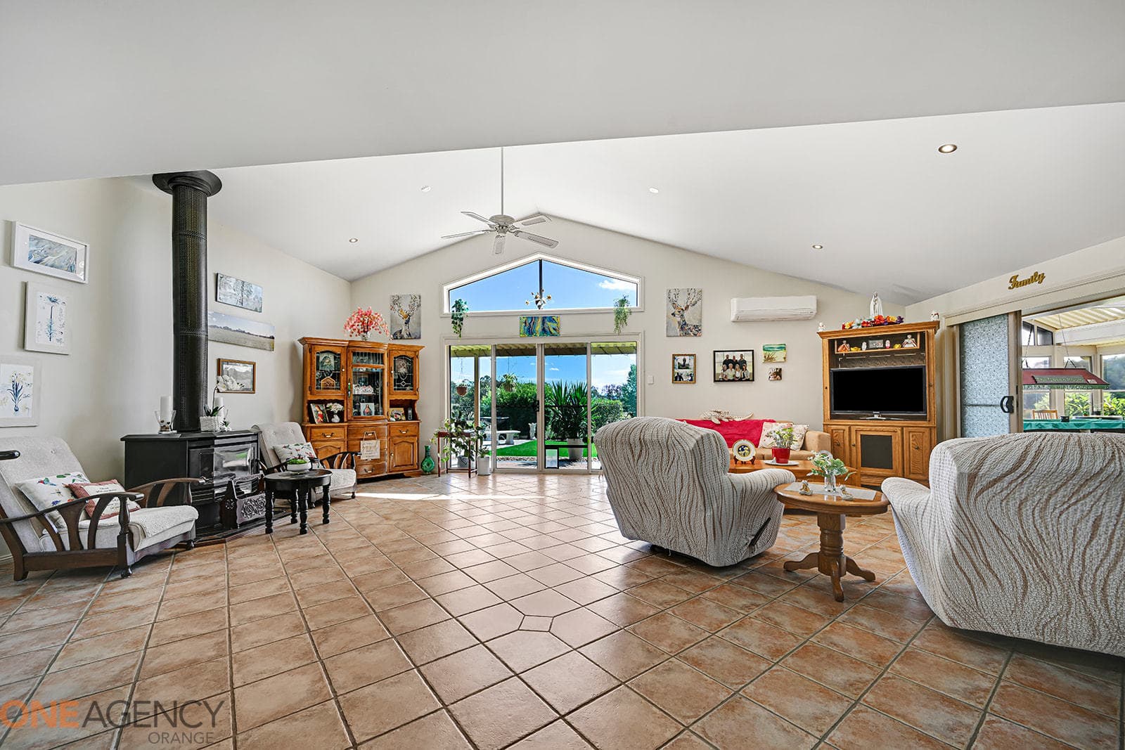 158 Darcy Brown Place, Orange, Orange - Thumbnail 8