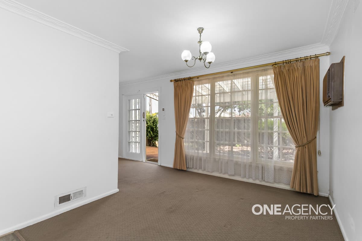 27 Fitzpatrick Drive, Altona Meadows, Altona Meadows - Thumbnail 5