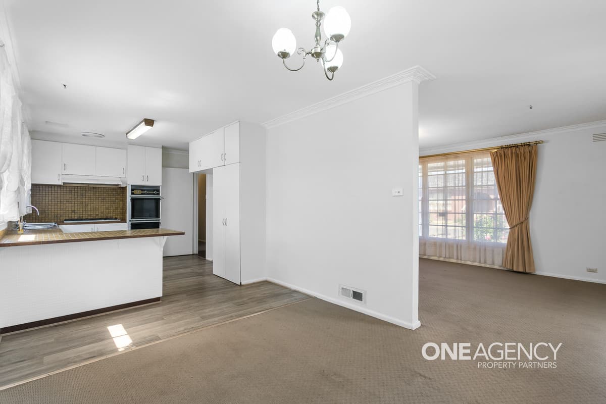27 Fitzpatrick Drive, Altona Meadows, Altona Meadows - Thumbnail 6