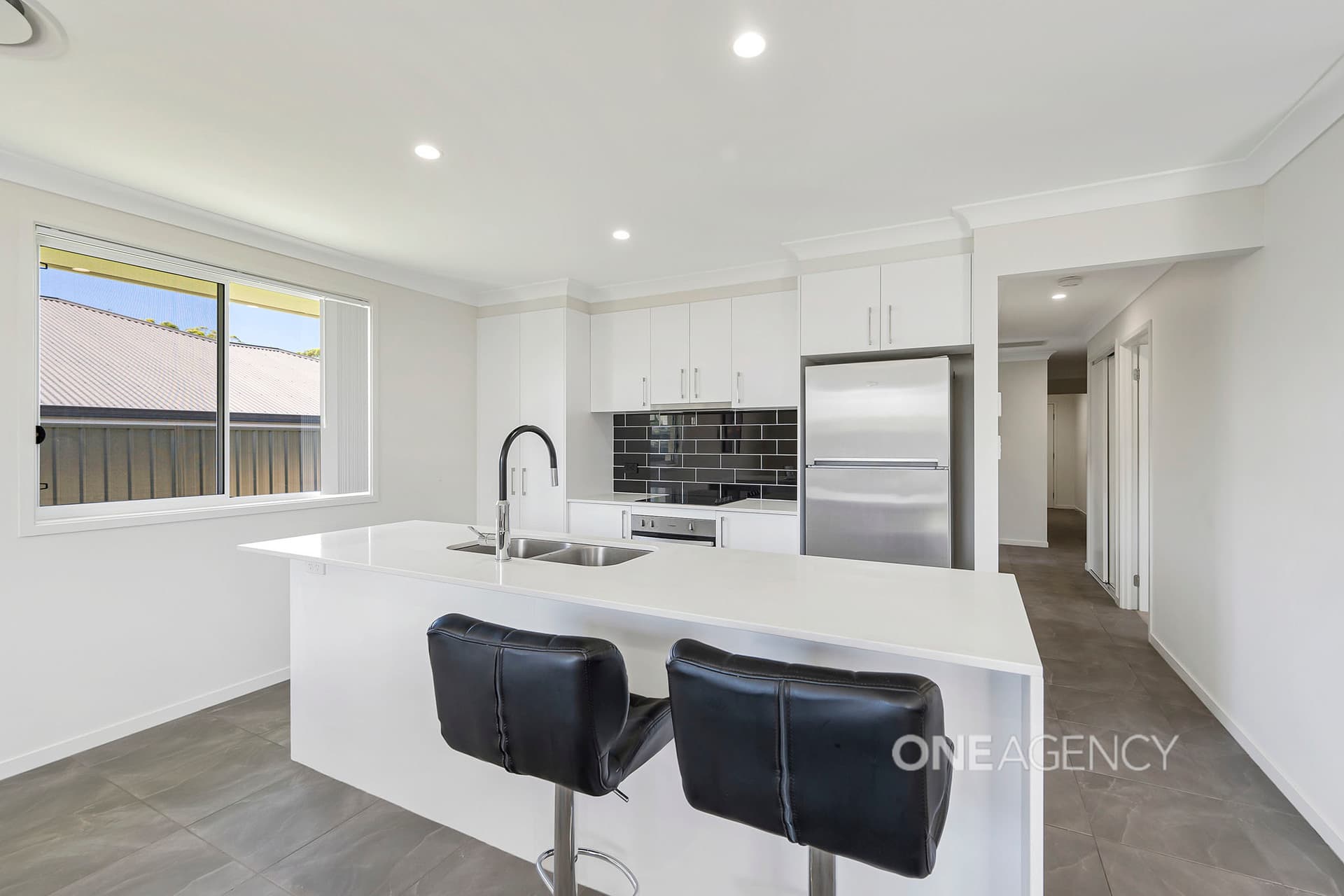 27 Rosemary Avenue, Wauchope, Wauchope - Thumbnail 2